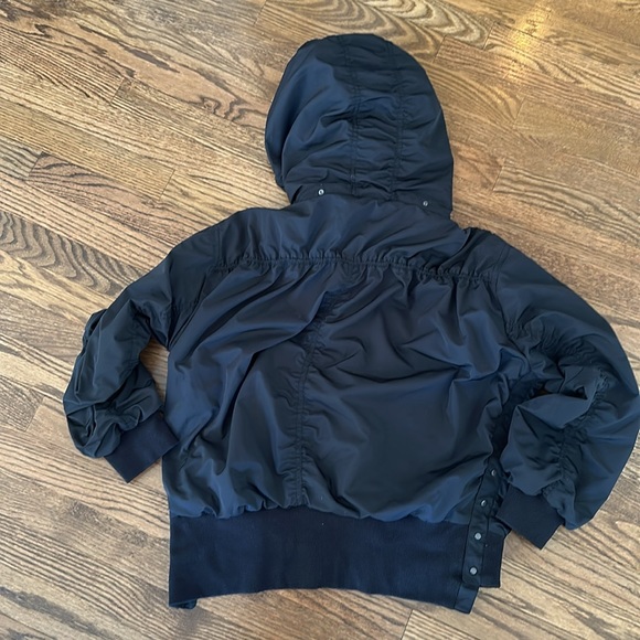 Athleta Point Reyes Bomber Black Studded Hidden Hood large - Picture 7 of 9